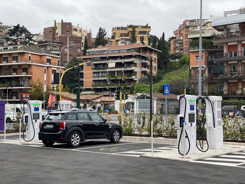 Enel X stazioni di ricarica Roma