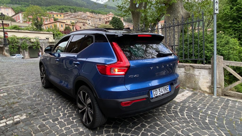 Volvo xc40 recharge