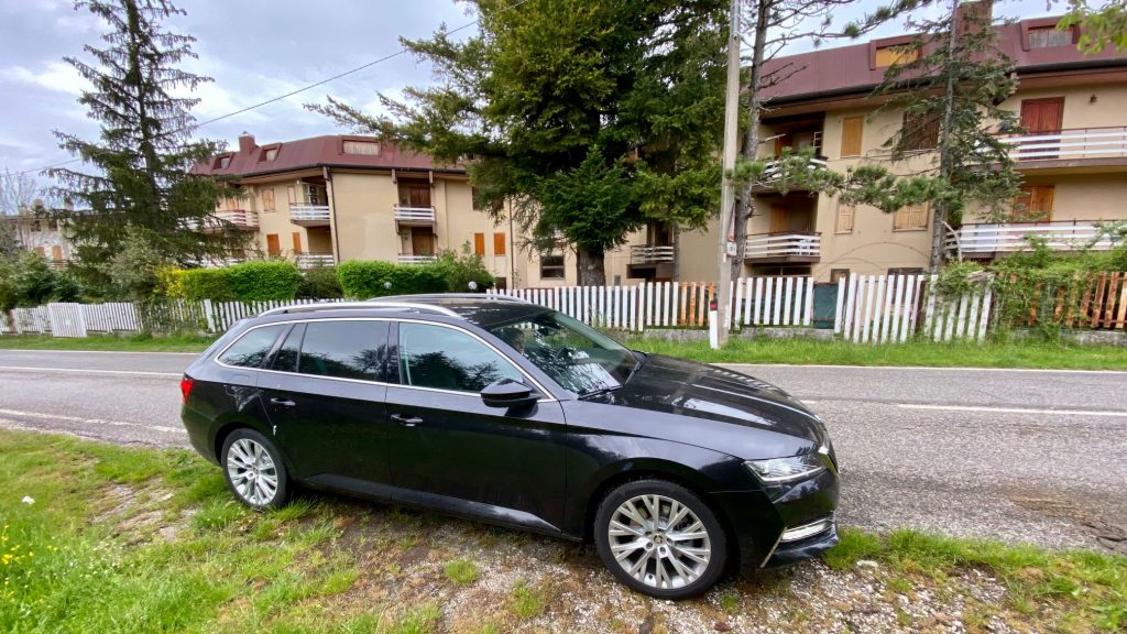 Skoda Superb plug-in
