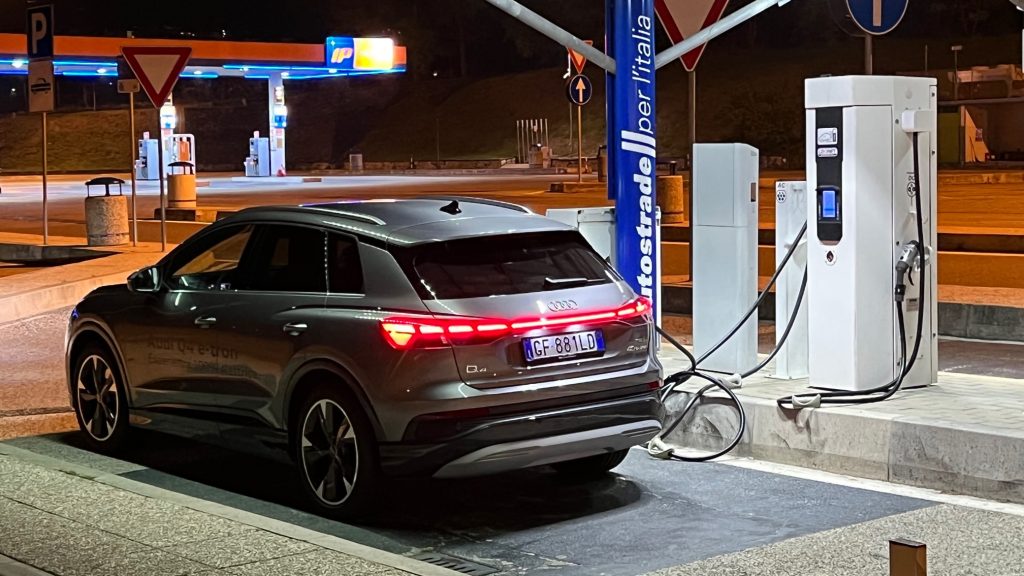 Audi Q4 50 e-tron