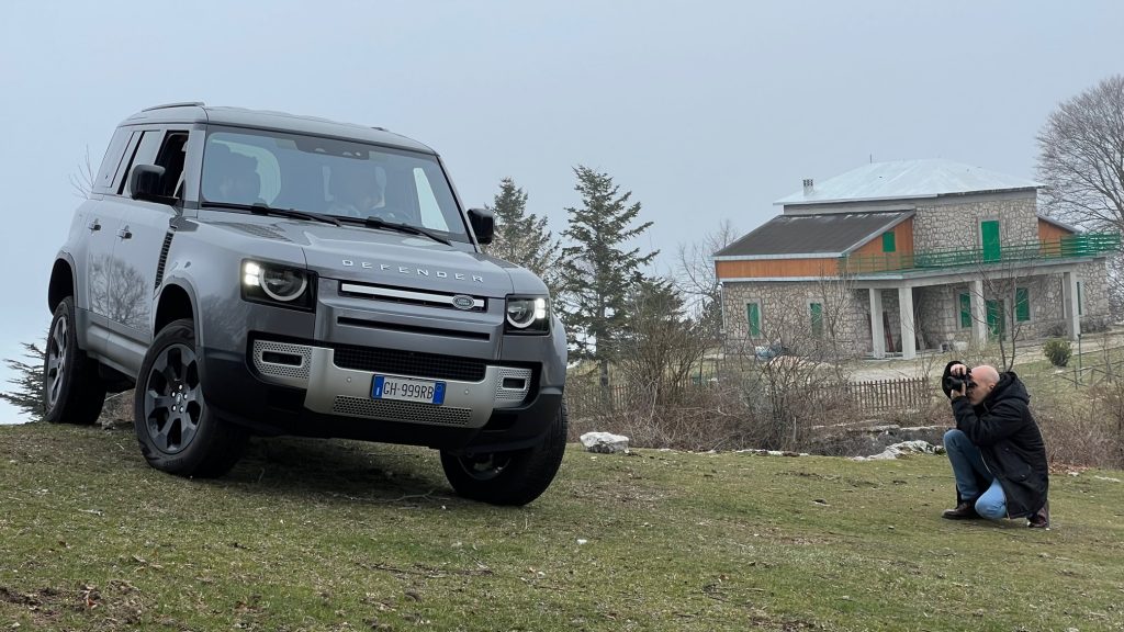 Defender 110 P400e PHEV 4WD automatico