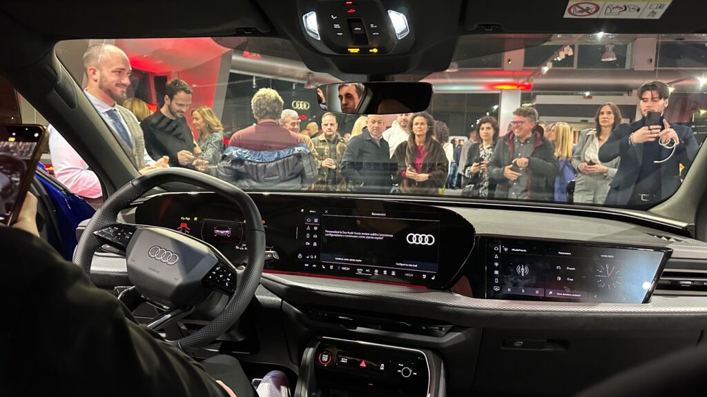 Nuova Audi Q5 -automotoelettriche
