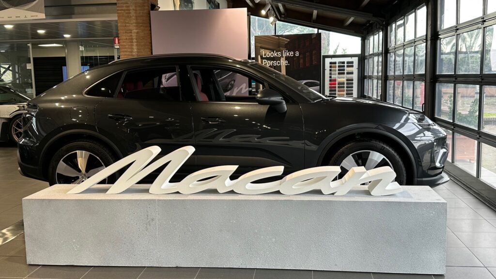 Porsche modelli elettrici - automotoelettriche