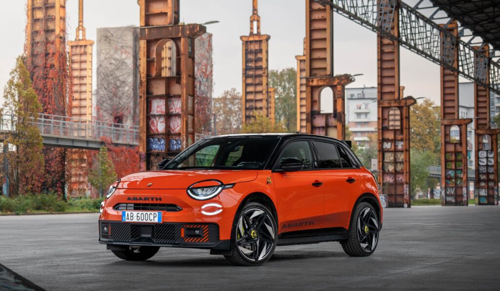 Abarth 600e - automotoelettriche