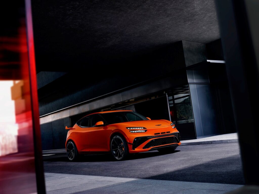 GENESIS GV60 MAGMA - automotoelettriche