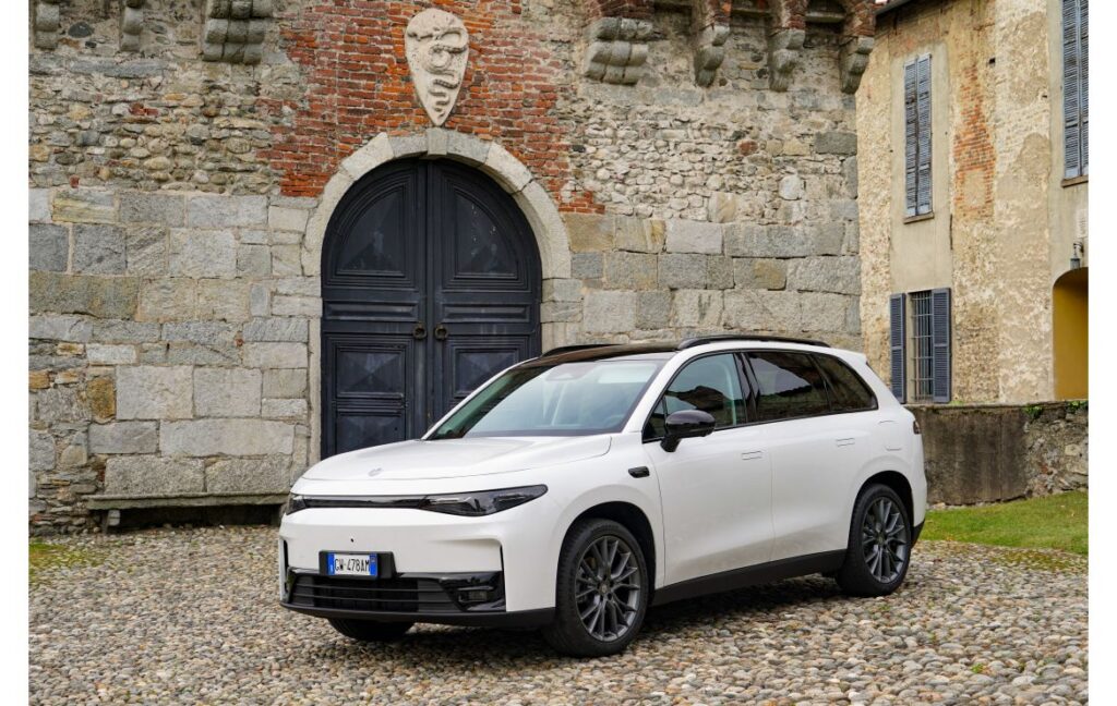 Leapmotor vola in Italia - automotoelettriche
