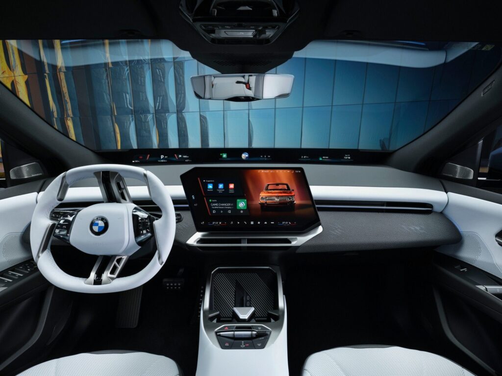 BMW iX3 interni - automotoelettriche
