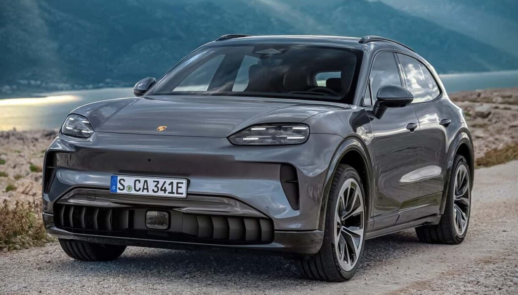Porsche Cayenne elettrica - automotoelettriche