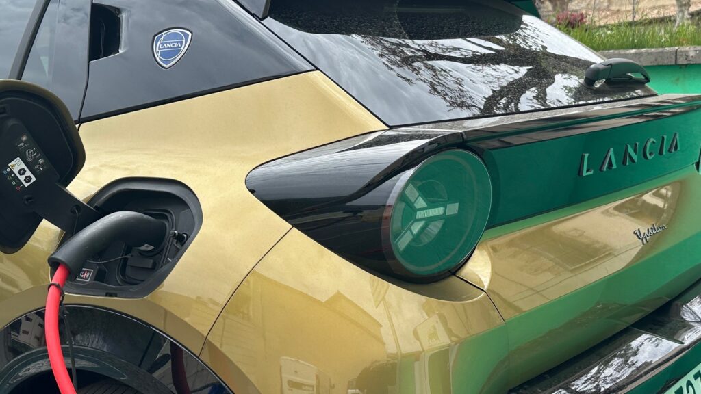 Stellantis dopo Tavares - automotoelettriche