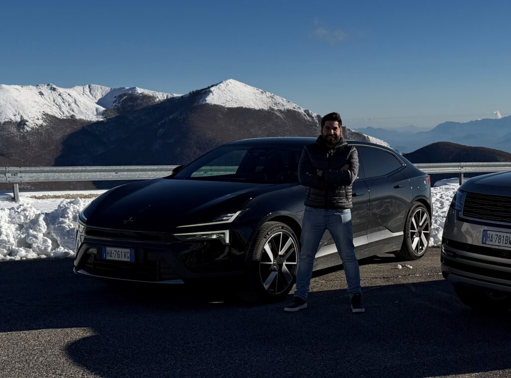 Polestar 4 Long Range Dual Motor -automotoelettriche
