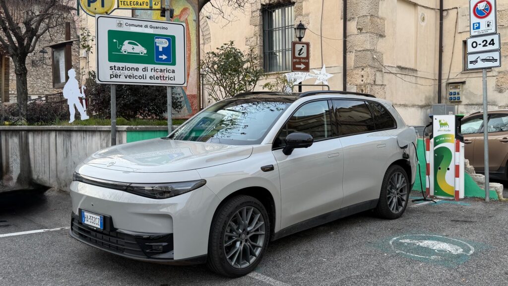 Leapmotor C10 REEV - automotoelettriche