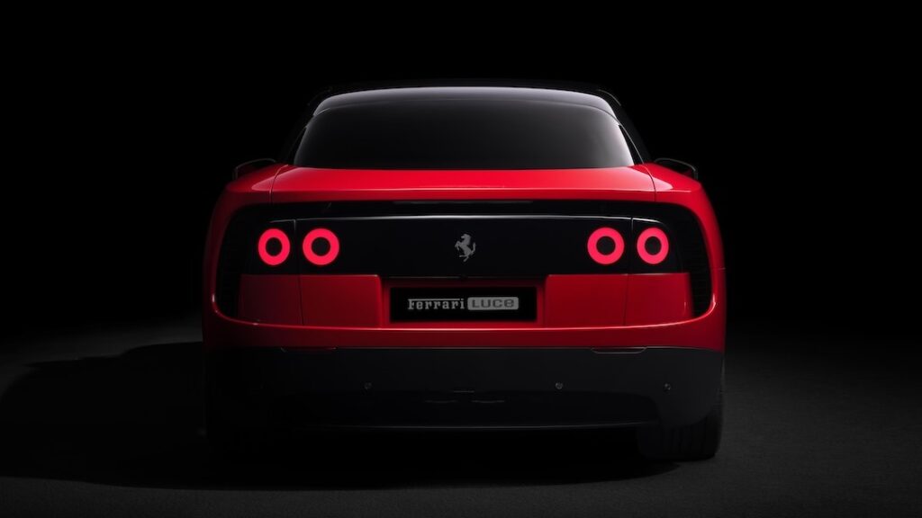 Ferrari Luce sold-out in Cina