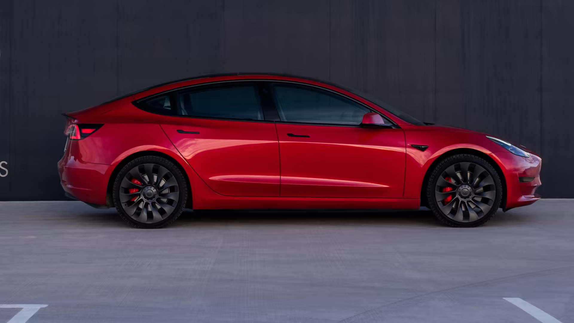 Tesla Model 3 Performance! Arriverà per certo..!