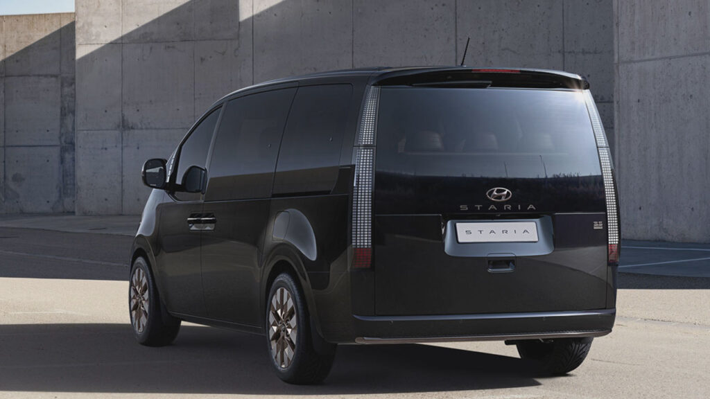 primo minivan elettrico Hyundai - automotoelettriche
