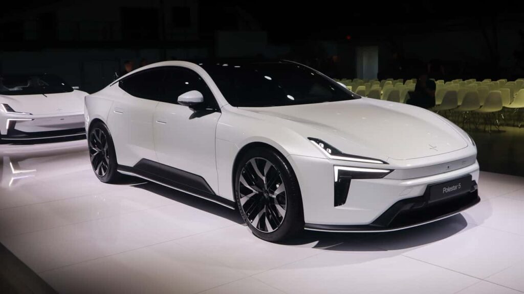 Modelli Polestar 5 e 7 - automotoelettriche