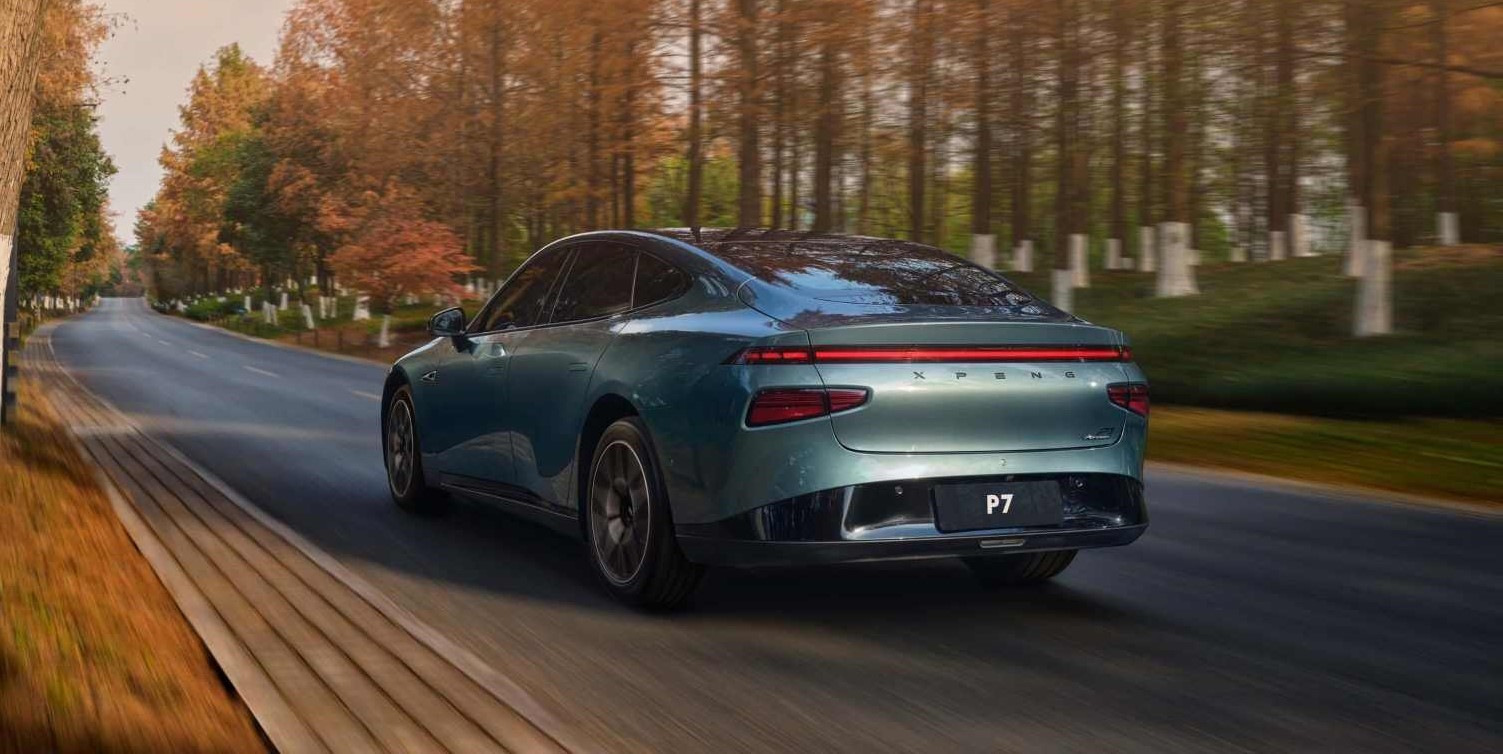 XPENG P7